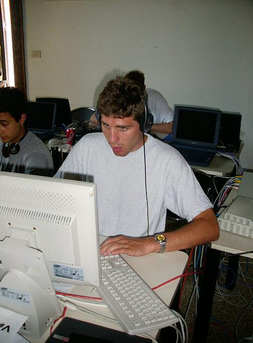 Volle Konzentration beim gamen...h arbeiten